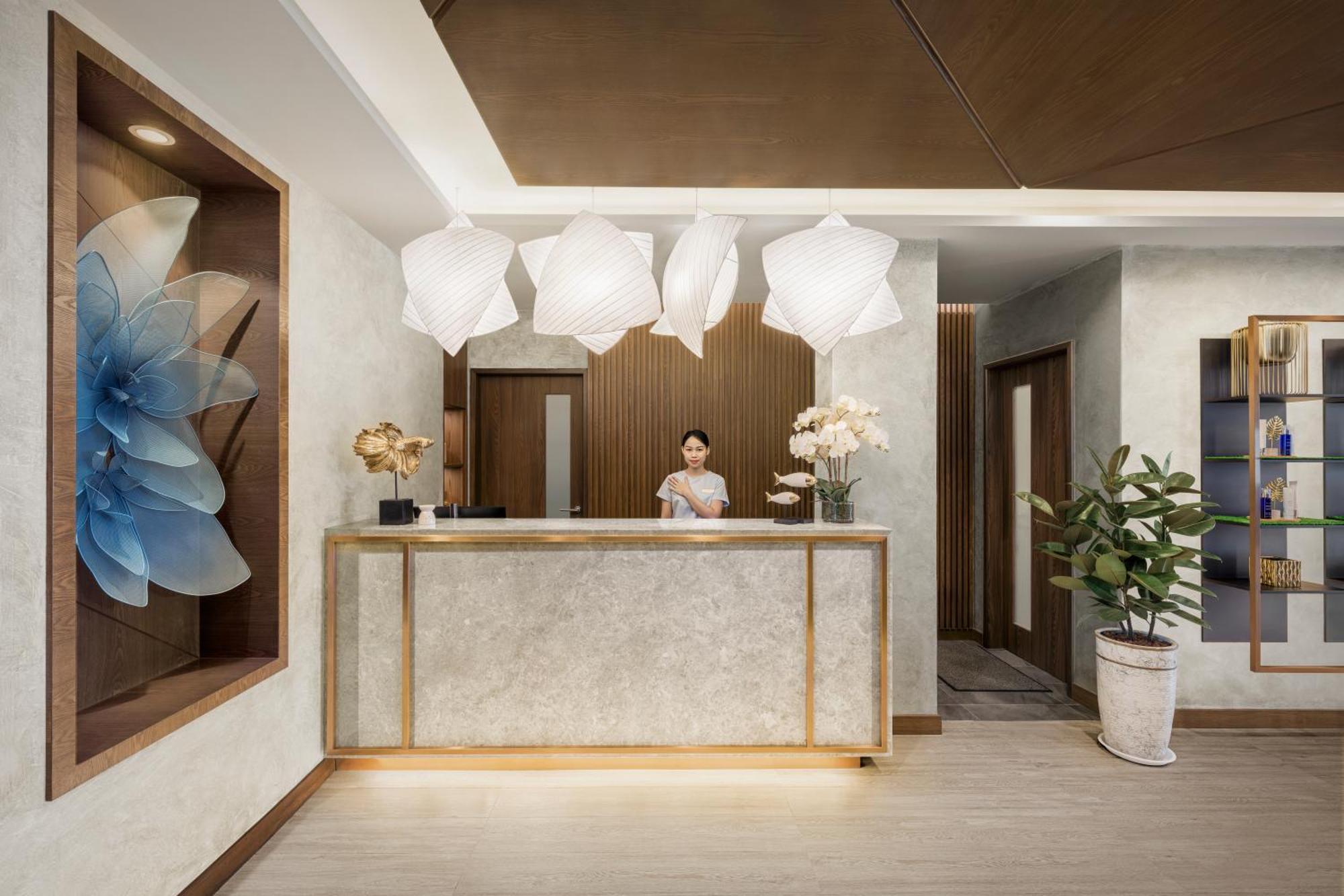 Готель Doubletree By Hilton Damai Laut Лумут Екстер'єр фото